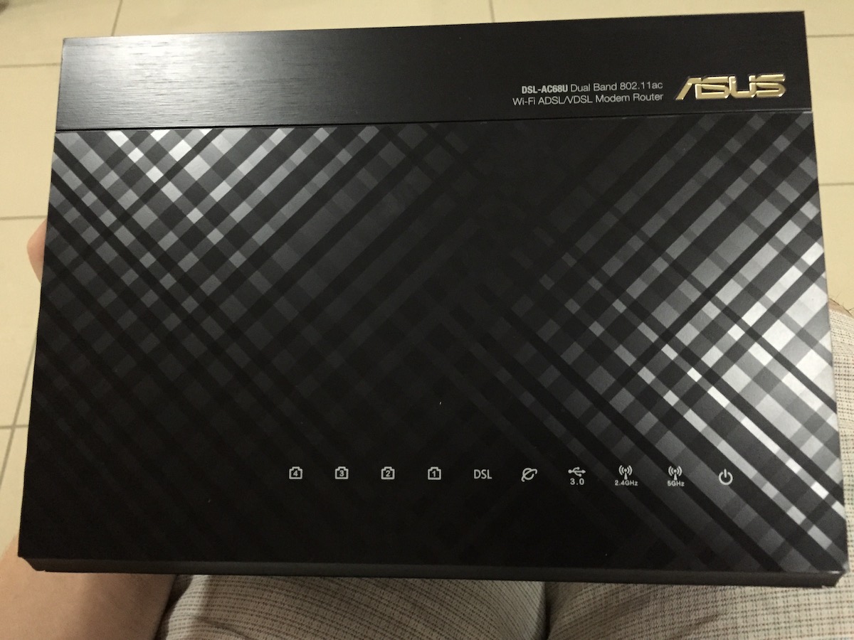 Asus DSL-AC68U wireless modem router